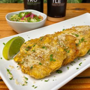 Tostones con Guacamole